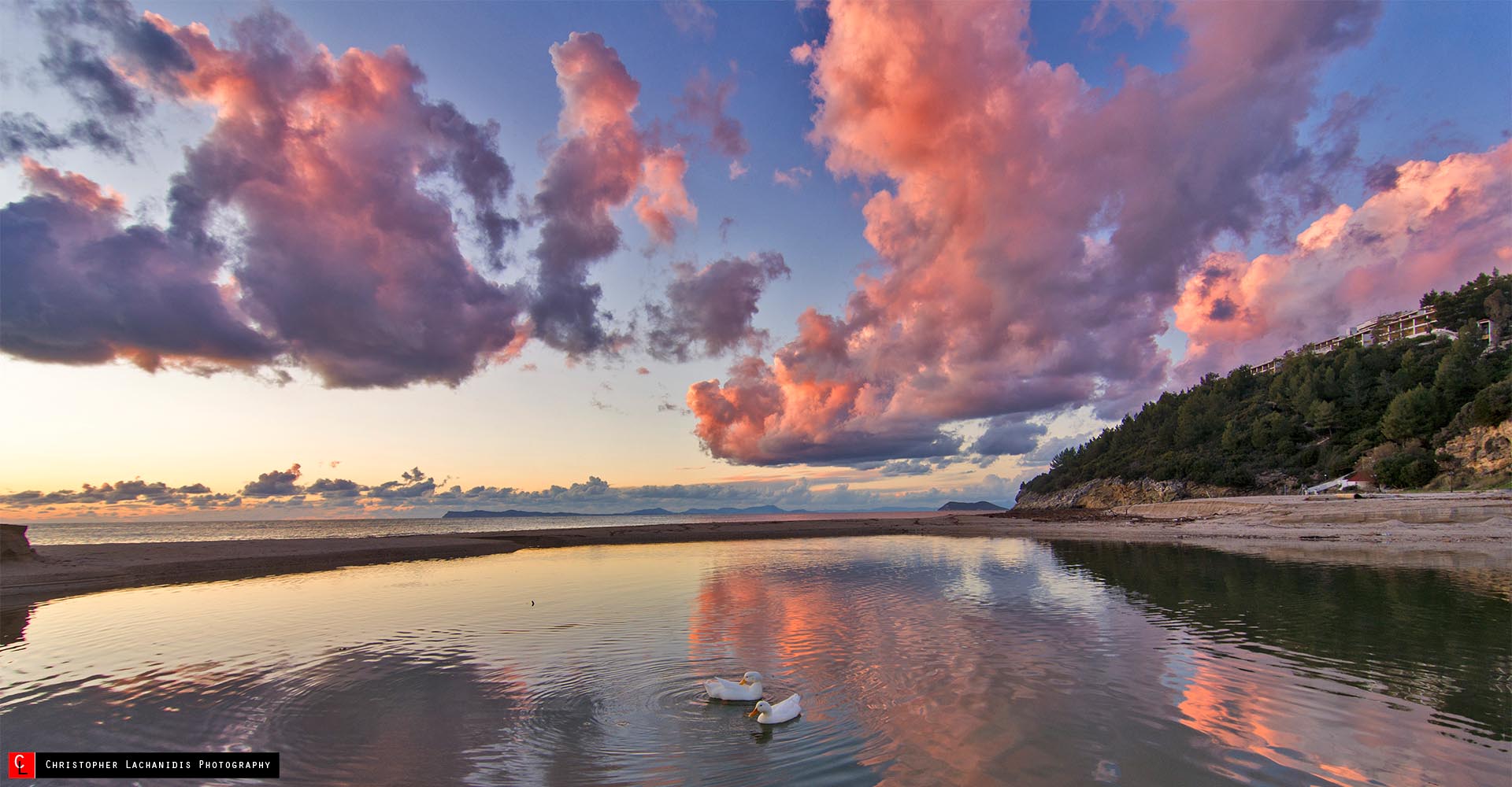 Like fairytale at Karavostasi beach